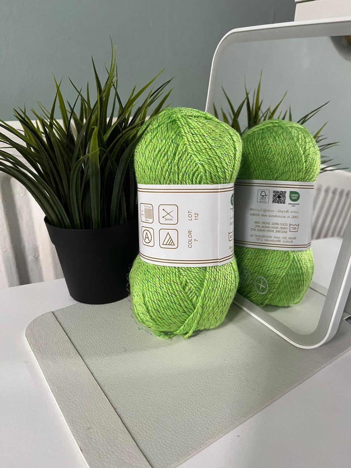 GOF Glittery Yarn 07