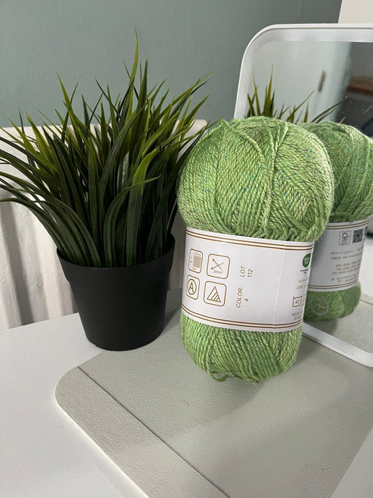 GOF Glittery Yarn 04