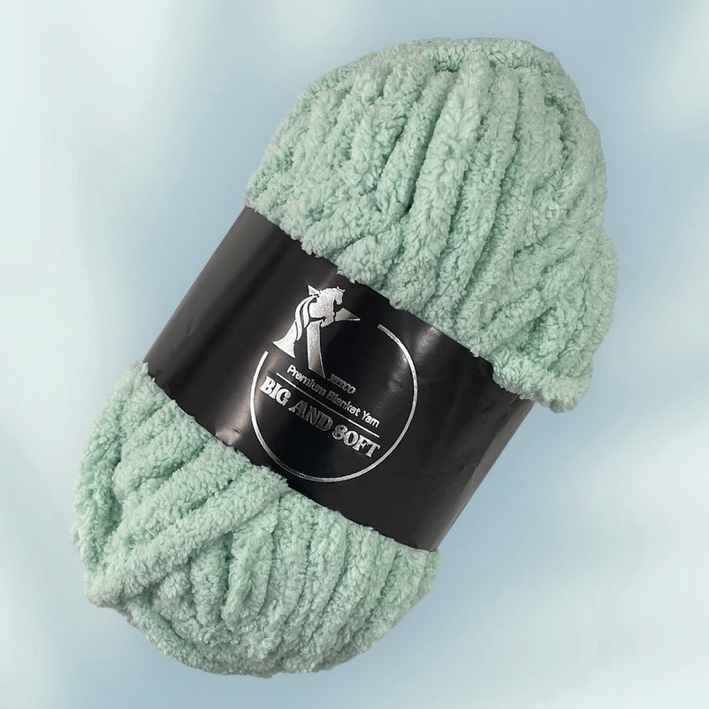 Big and Soft Premium Blanket Yarn