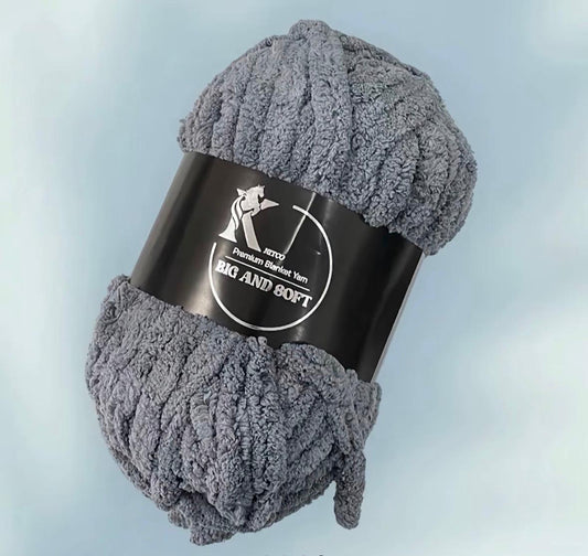 Big and Soft Blanket Yarn 18