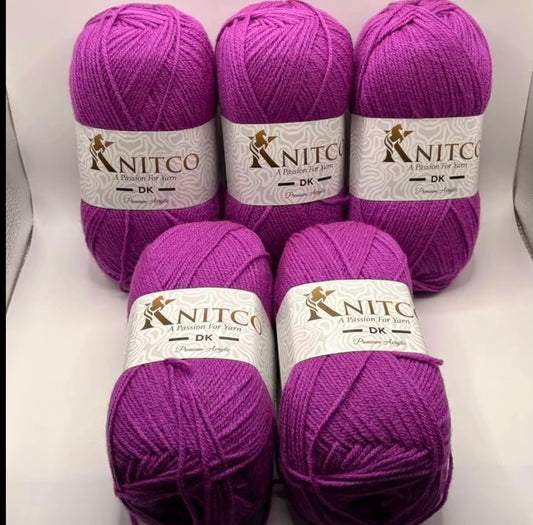 Knitco Premium DK Yarn 4520