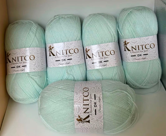 Knitco Premium DK Yarn 5610