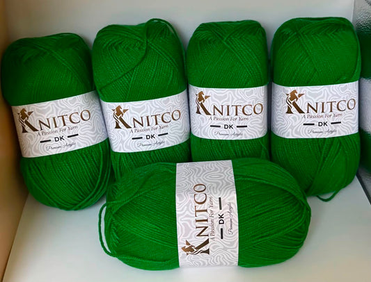 Knitco Premium DK Yarn 6810