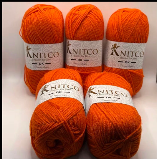 Knitco Premium DK Yarn 8070